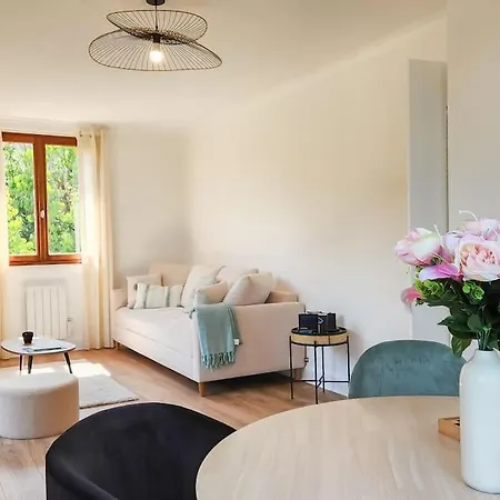 Belle Maison Entierement Renovee Pour 8 Personnes *